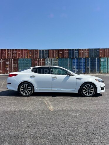 Kia Optima-4