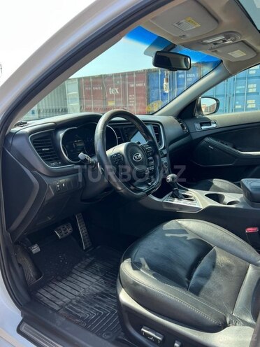 Kia Optima-5