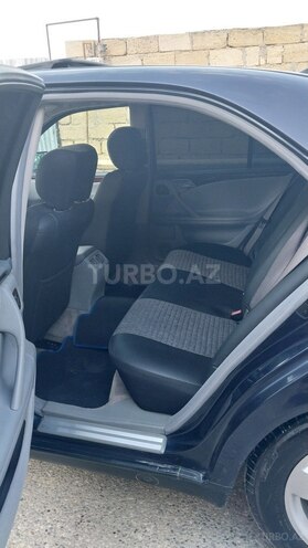 Mercedes E 240-15