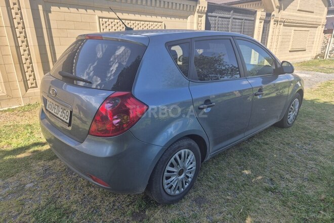 Kia Ceed-3