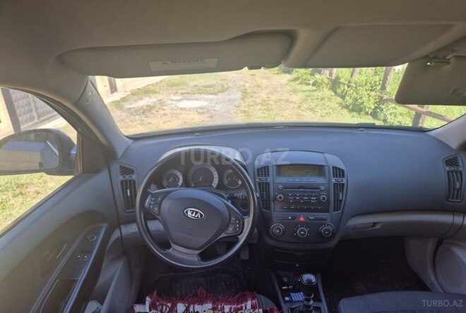 Kia Ceed-5