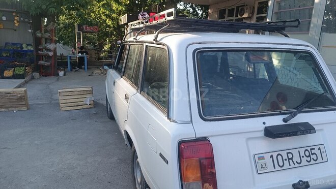 LADA (VAZ) 2104-2