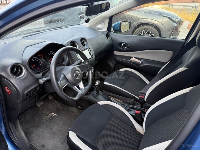 Nissan Note-7