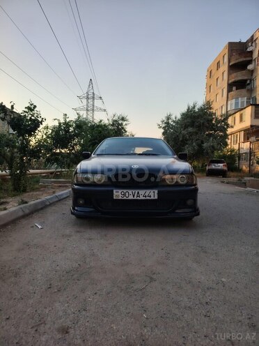 BMW 528-1