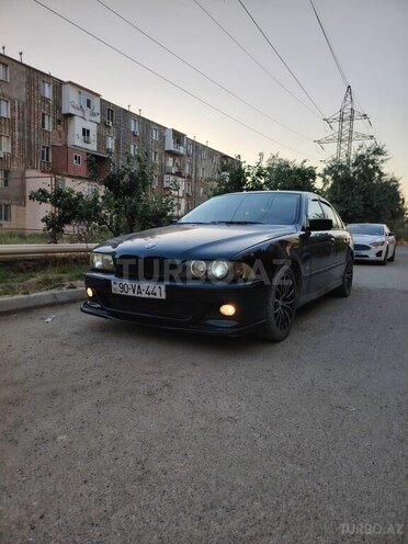 BMW 528-5