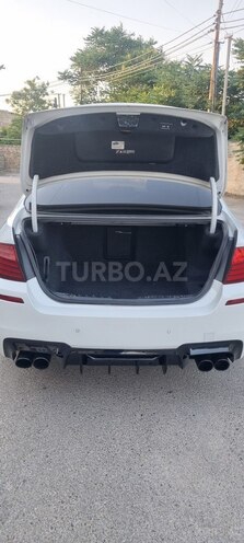 BMW 528-9