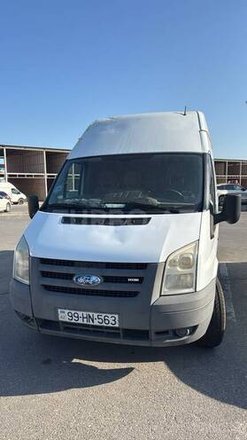 Ford Transit-1