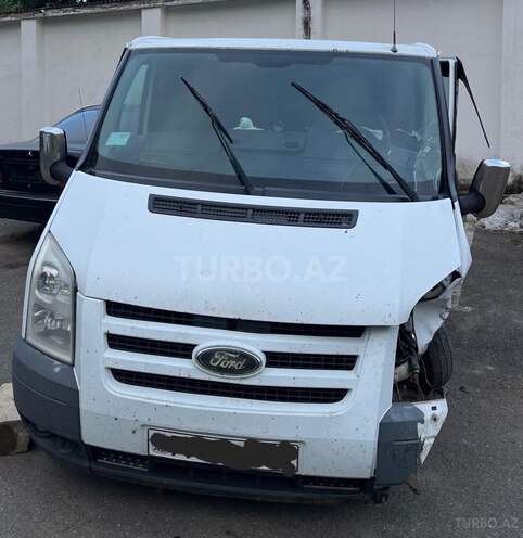 Ford Transit-1