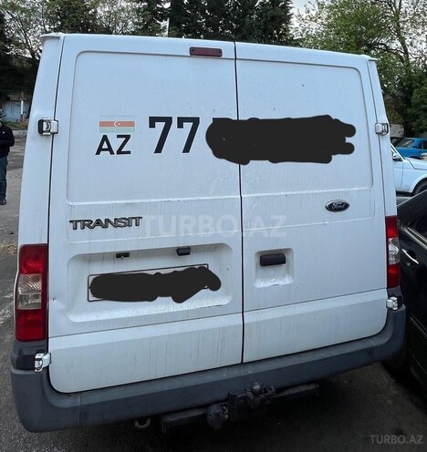 Ford Transit-4
