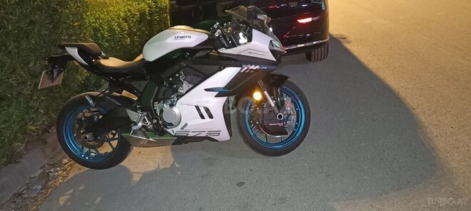 CFMOTO 675 SR-R-9
