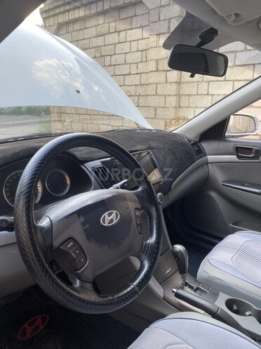 Hyundai Sonata-11