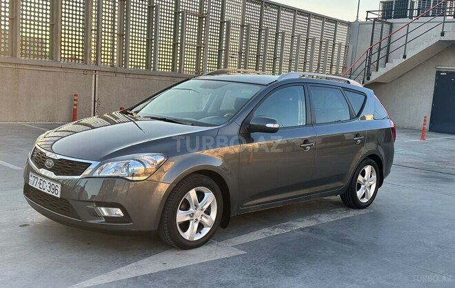 Kia Ceed SW-3