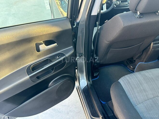 Kia Ceed SW-11