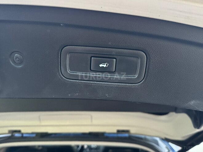 Infiniti QX70-14