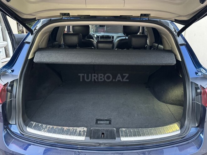 Infiniti QX70-15