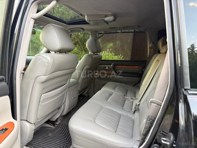 Lexus LX 470-19