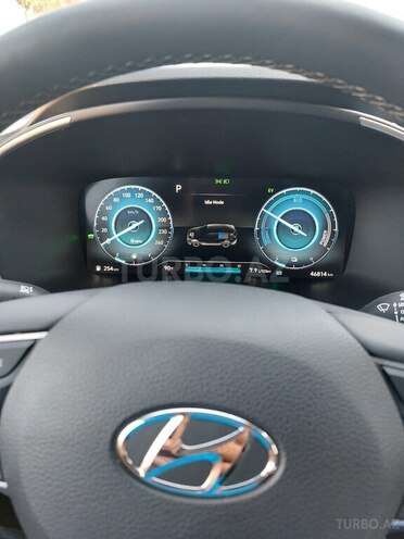 Hyundai Santa Fe-10