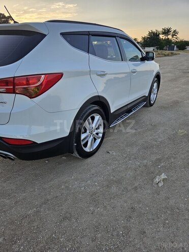 Hyundai Santa Fe-10