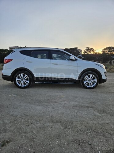 Hyundai Santa Fe-11