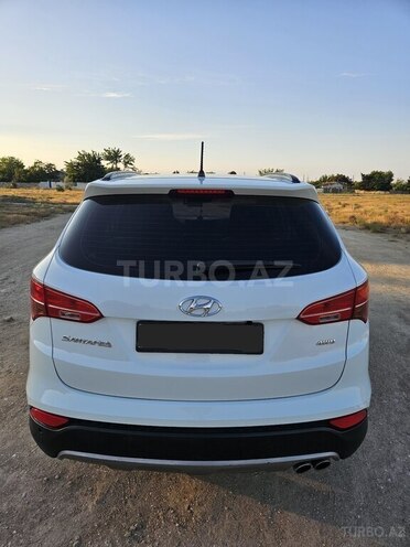 Hyundai Santa Fe-15