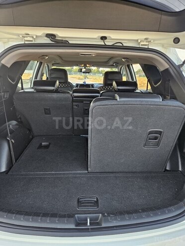 Hyundai Santa Fe-16