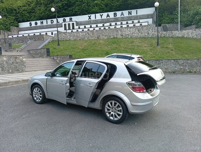 Opel Astra-9