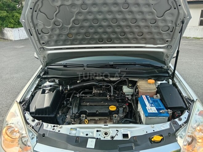Opel Astra-11