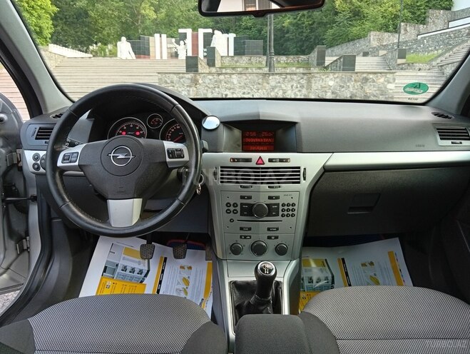 Opel Astra-4