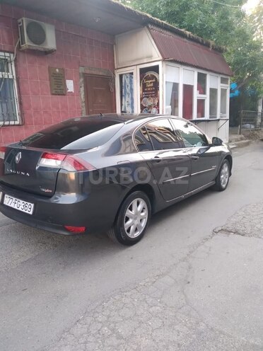 Renault Laguna-3