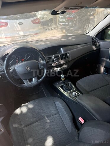 Renault Laguna-4