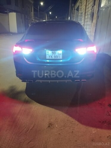 Chevrolet Malibu-8