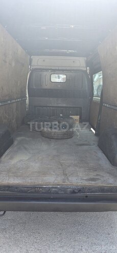 Ford Transit-10