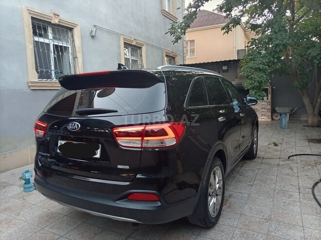 Kia Sorento-4