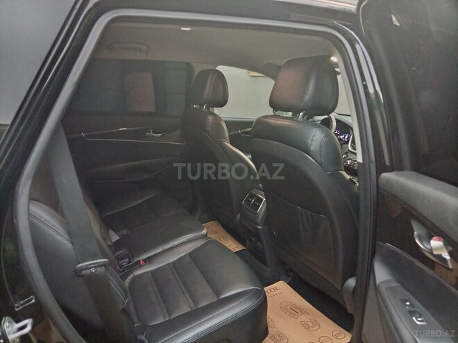 Kia Sorento-15