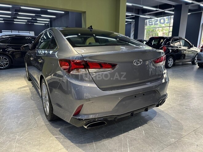 Hyundai Sonata-10