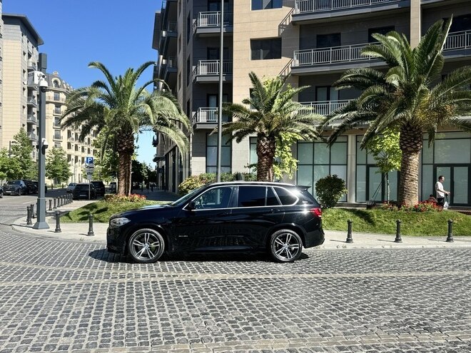 BMW X5 2018, 101,000 km - 2.0 l - Bakı