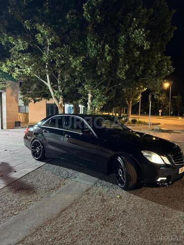 Mercedes E 350-7