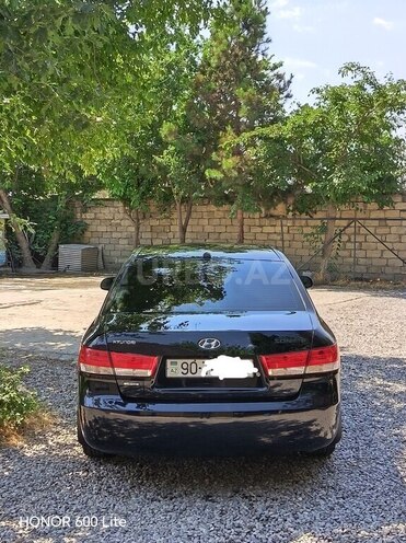 Hyundai Sonata-6