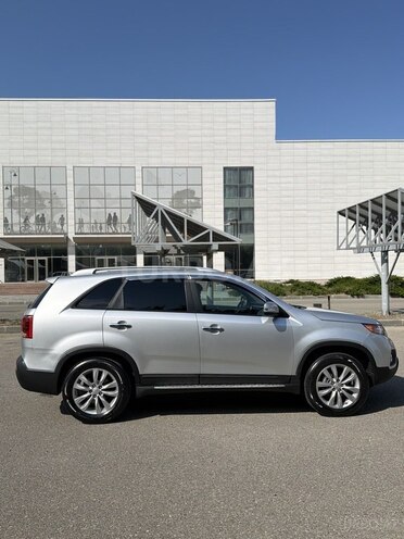Kia Sorento-4