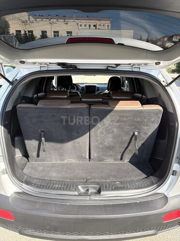 Kia Sorento-14