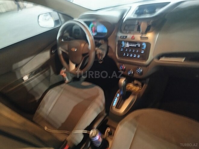 Chevrolet Cobalt-14
