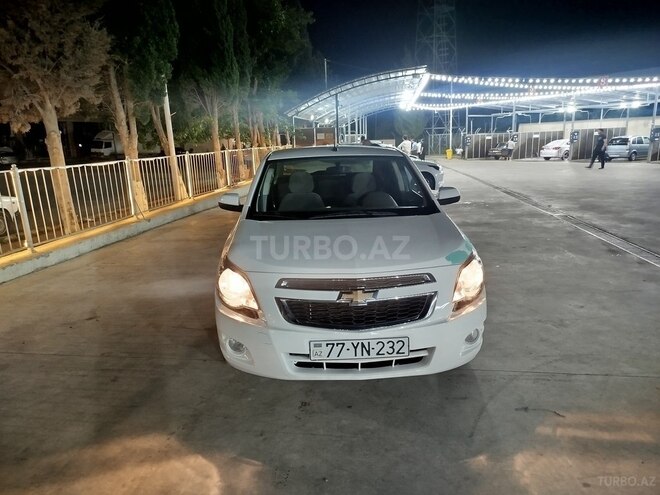 Chevrolet Cobalt-12