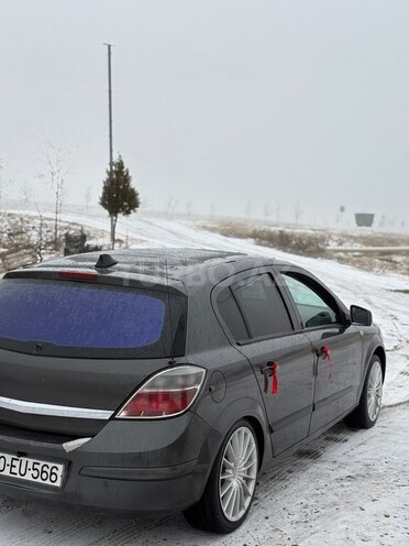Opel Astra 2009, 290,000 km - 1.4 л - Gəncə