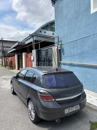 Opel Astra 2009, 290,000 km - 1.4 л - Gəncə