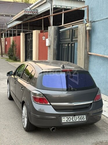 Opel Astra 2009, 290,000 km - 1.4 л - Gəncə