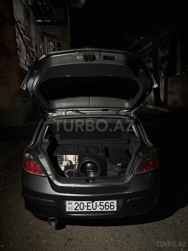 Opel Astra 2009, 290,000 km - 1.4 л - Gəncə
