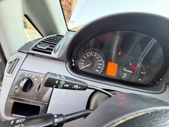 Mercedes Vito-17