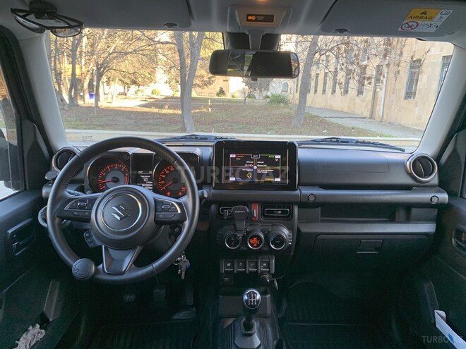 Suzuki Jimny-3
