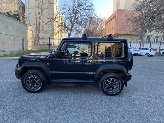 Suzuki Jimny-8