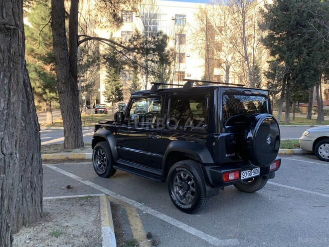 Suzuki Jimny-15